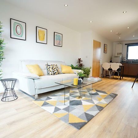 Perfectly Located Stunning Apartment London Eksteriør bilde