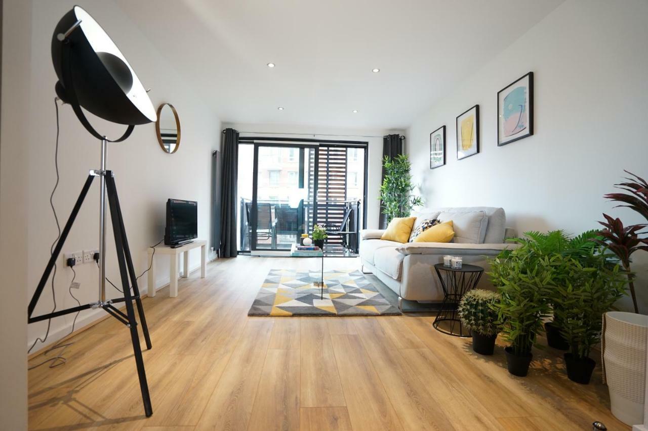 Perfectly Located Stunning Apartment London Eksteriør bilde
