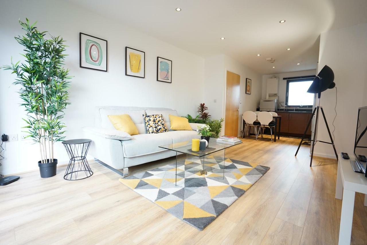 Perfectly Located Stunning Apartment London Eksteriør bilde